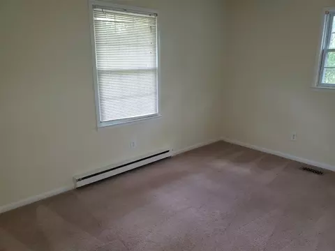 916 Spruce Pine Trl, Durham, NC 27705 photo 4