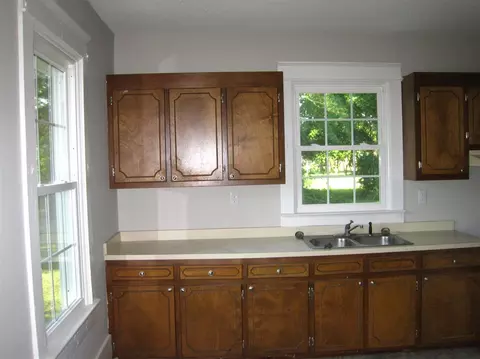 306 E D St, Erwin, NC 28339 photo 12