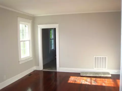 306 E D St, Erwin, NC 28339 photo 3
