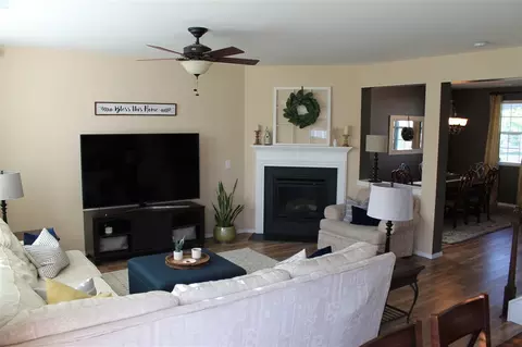 624 Ashburn Ln, Durham, NC 27703 photo 10