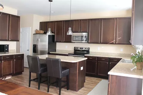 624 Ashburn Ln, Durham, NC 27703 photo 11