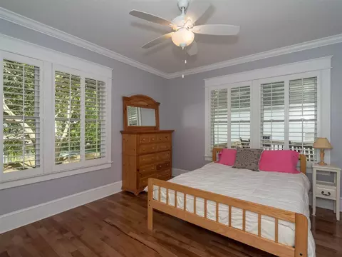 210 W Markham Ave, Durham, NC 27701 photo 13
