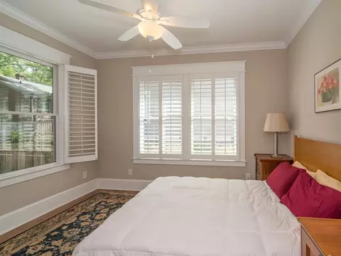 210 W Markham Ave, Durham, NC 27701 photo 17