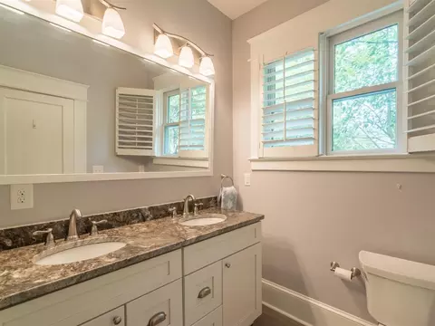 210 W Markham Ave, Durham, NC 27701 photo 15