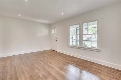 414 Cecil St, Durham, NC 27707 photo 9