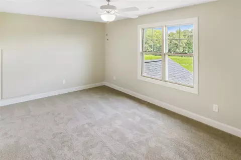 42 Boulder Brook Ln, Benson, NC 27504 photo 21