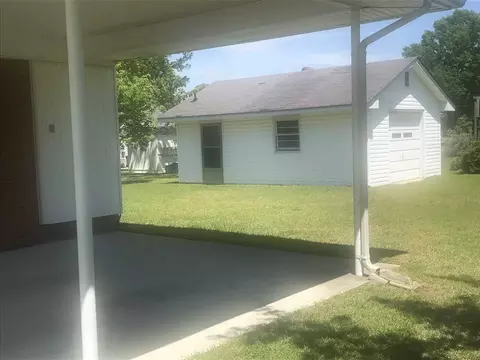 1114 Friendly Rd, Dunn, NC 28334 photo 4
