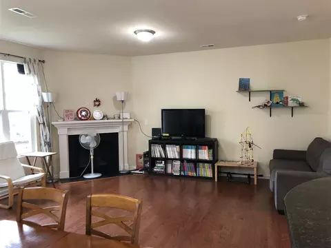 518 Panorama View Loop, Cary, NC 27519 photo 2