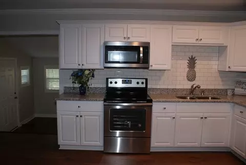 504 Cooper Rd, Raleigh, NC 27610 photo 6
