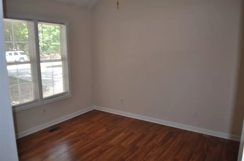  186 Creekstone Dr, Benson, NC 27504 photo 7