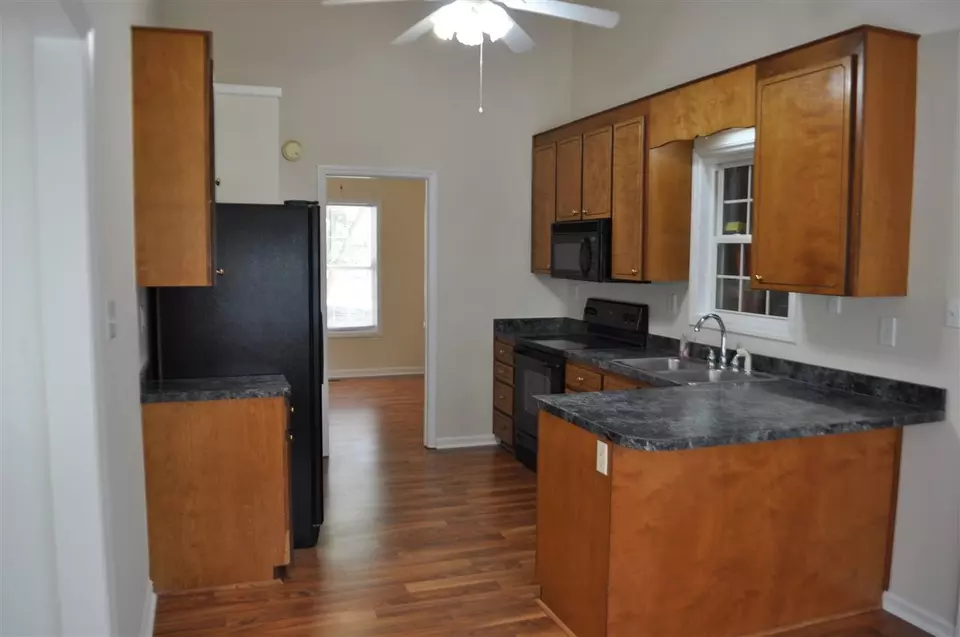  186 Creekstone Dr, Benson, NC 27504 photo 10