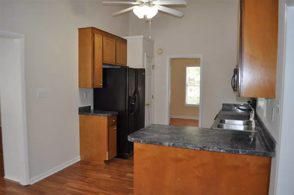  186 Creekstone Dr, Benson, NC 27504 photo 11