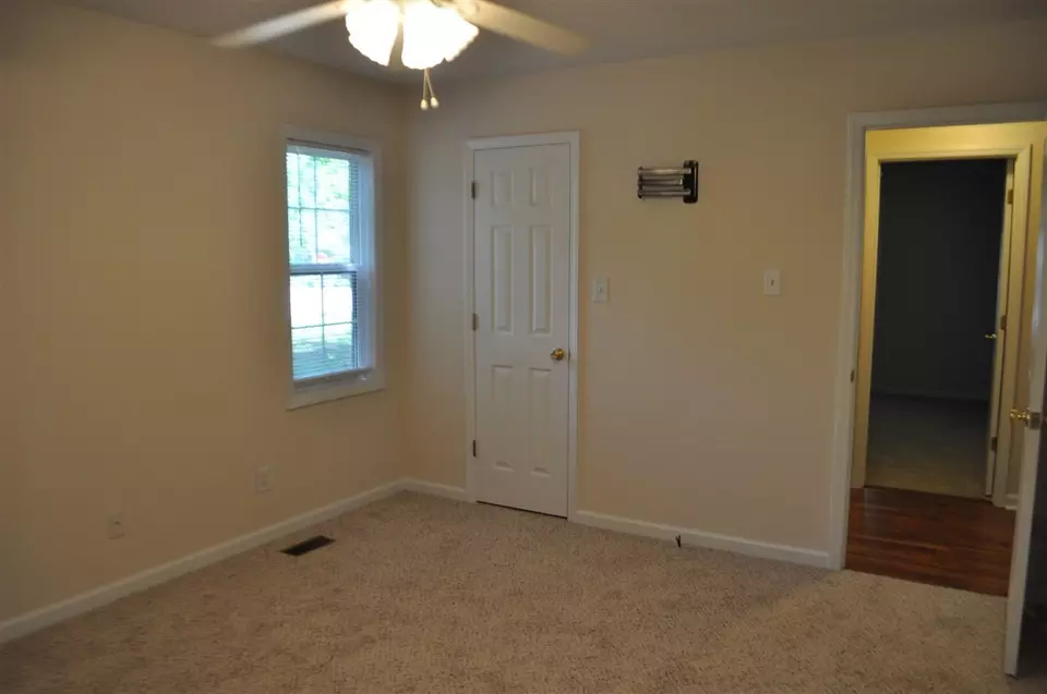  186 Creekstone Dr, Benson, NC 27504 photo 15