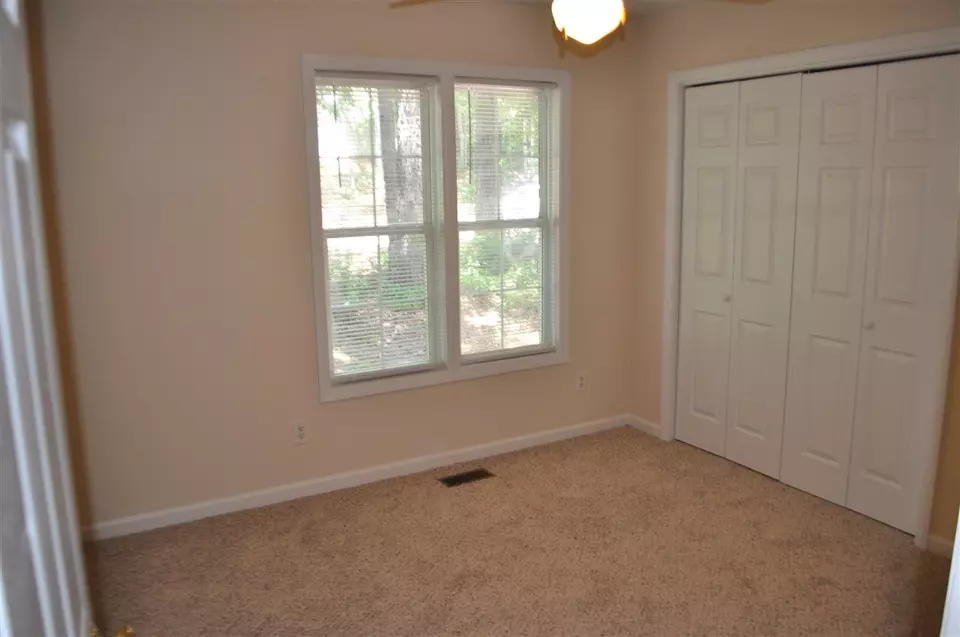  186 Creekstone Dr, Benson, NC 27504 photo 19