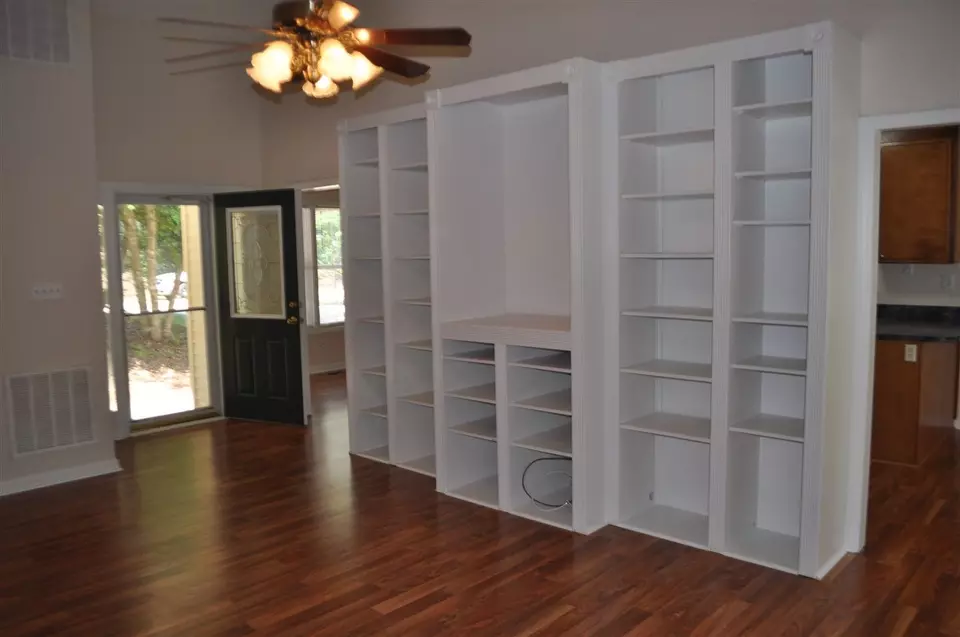  186 Creekstone Dr, Benson, NC 27504 photo 6