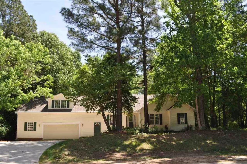  186 Creekstone Dr, Benson, NC 27504 photo 2