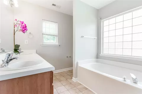 4 Epping Ct, Durham, NC 27703 photo 13