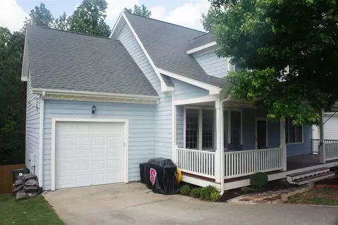 401 Village Loop Dr, Apex, NC 27502 photo 2