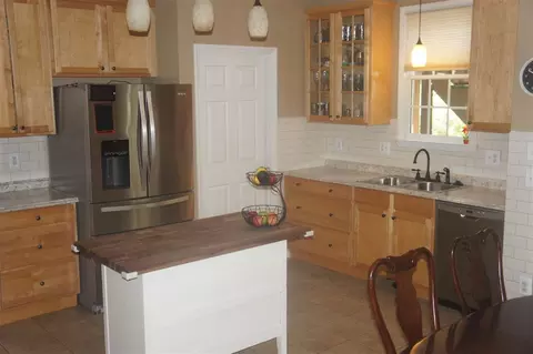 401 Village Loop Dr, Apex, NC 27502 photo 9