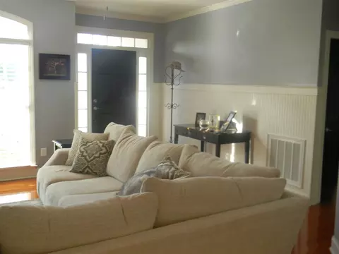 102 Colonade Ct, Benson, NC 27504 photo 4
