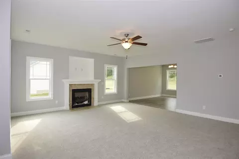 219 Highcroft Cir, Benson, NC 27504 photo 2