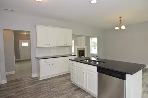 219 Highcroft Cir, Benson, NC 27504 photo 7