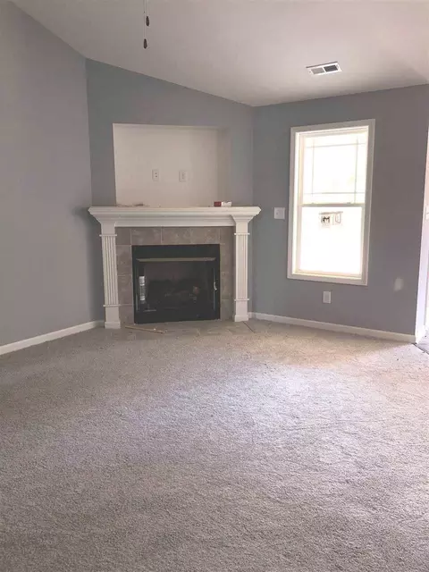 126 Highcroft Cir, Benson, NC 27504 photo 2