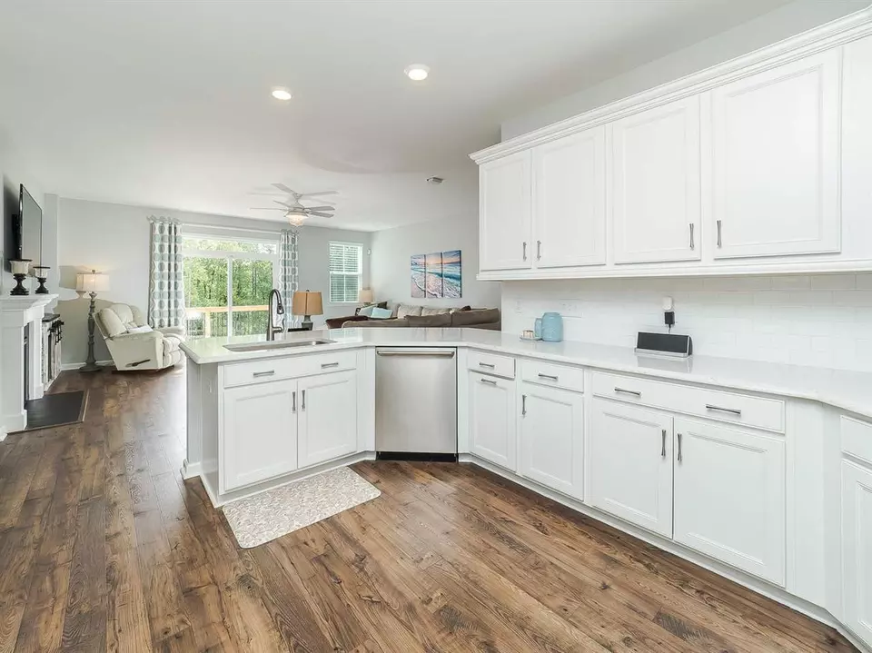  341 Old Ride Dr, Holly Springs, NC 27540 photo 9