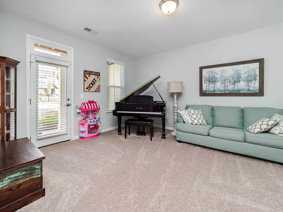  341 Old Ride Dr, Holly Springs, NC 27540 photo 5