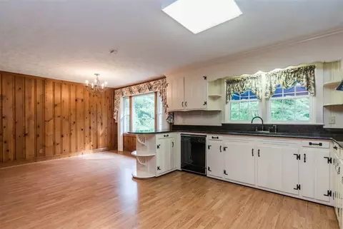 609 E Second St, Kenly, NC 27542 photo 9