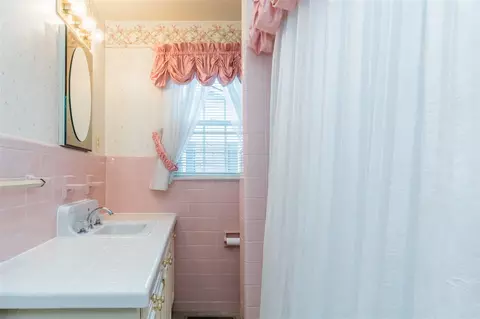 609 E Second St, Kenly, NC 27542 photo 19