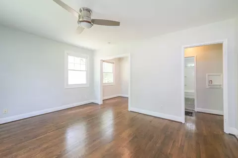 706 Ellerbee St, Durham, NC 27704 photo 4