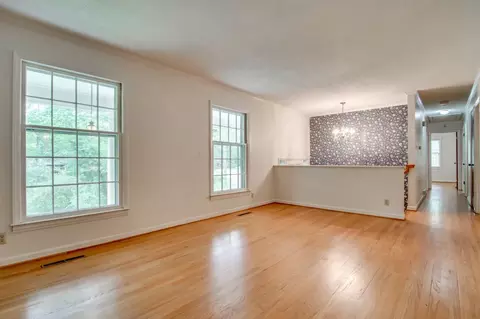 10 Winthrop Ct, Durham, NC 27707 photo 5