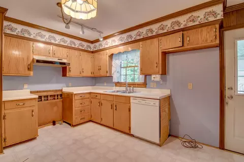 10 Winthrop Ct, Durham, NC 27707 photo 9