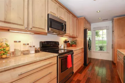 239 Wetherburn Ln, Raleigh, NC 27615 photo 10