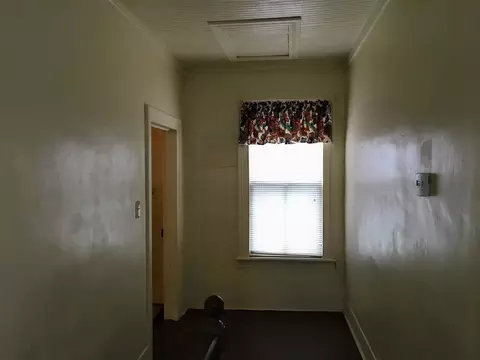 208 E Spring St, Oxford, NC 27565 photo 13
