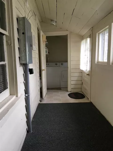 208 E Spring St, Oxford, NC 27565 photo 11