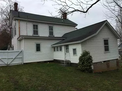 208 E Spring St, Oxford, NC 27565 photo 2