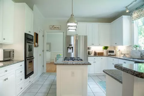 306 Wendover Ct, Durham, NC 27713 photo 5