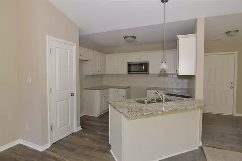 112 Highcroft Cir, Benson, NC 27504 photo 8