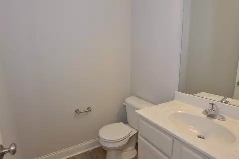 201 Highcroft Cir, Benson, NC 27504 photo 13