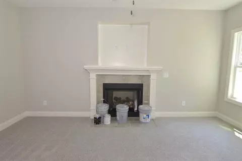 201 Highcroft Cir, Benson, NC 27504 photo 7