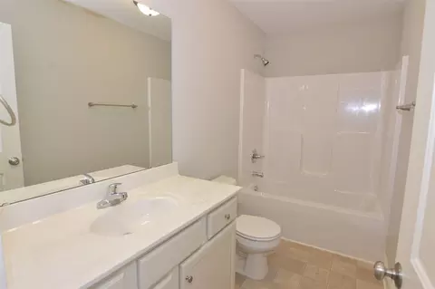201 Highcroft Cir, Benson, NC 27504 photo 20