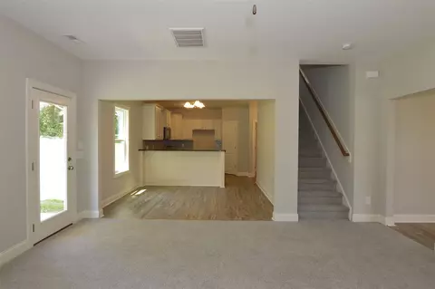 201 Highcroft Cir, Benson, NC 27504 photo 8