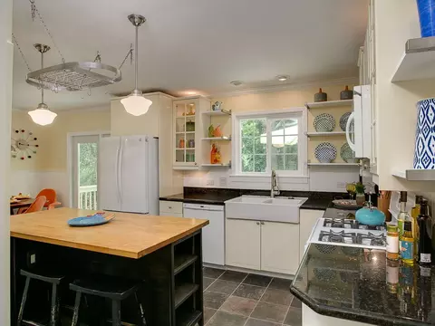 1402 Vickers Ave, Durham, NC 27707 photo 11
