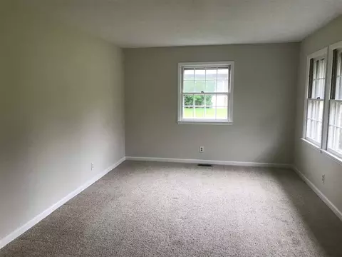 2600 Ardsley Dr, Durham, NC 27704 photo 5