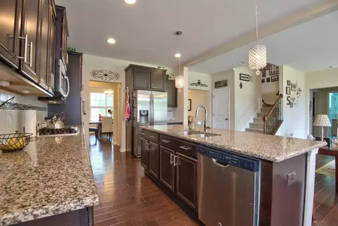8 Moonbeam Dr, Durham, NC 27712 photo 9