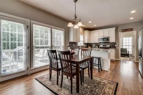 5116 Paces Ferry Dr, Durham, NC 27712 photo 9