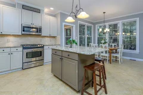 1006 E Sterlington Pl, Apex, NC 27502 photo 7