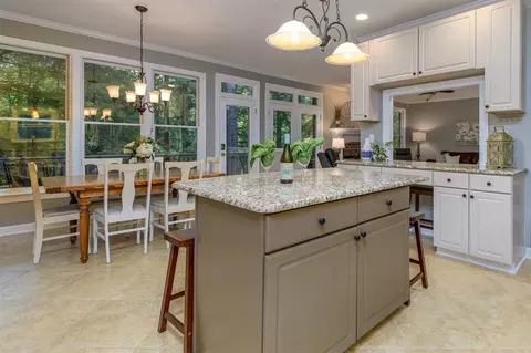 1006 E Sterlington Pl, Apex, NC 27502 photo 9